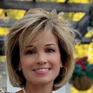 Meet your Posher, Diane